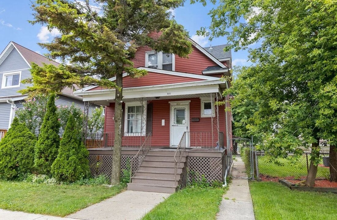 5111 W 22nd Pl in Cicero, IL - Building Photo