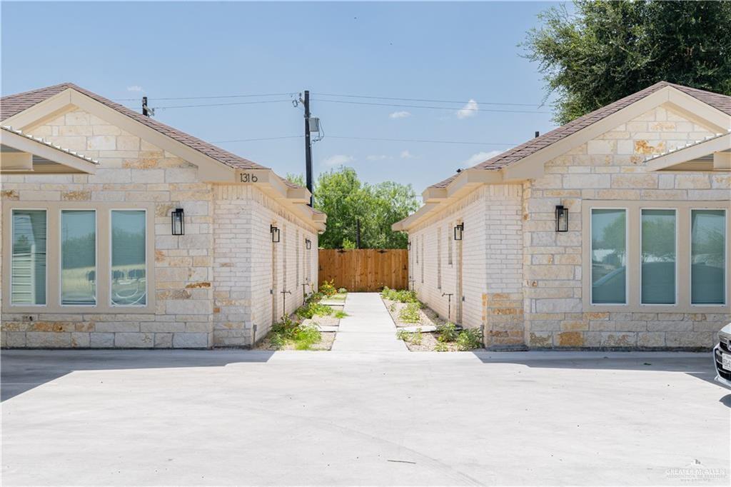 1316 Mc Coll Rd-Unit -1 in Edinburg, TX - Building Photo