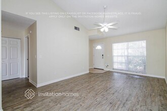 5318 Starhill Pl in Tampa, FL - Building Photo - Building Photo