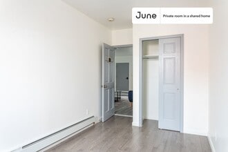 Private bedroom in 4 bed/2 bath Home in New York, NY - Building Photo - Building Photo