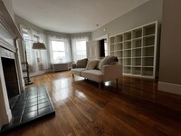 869 Beacon St, Unit 9 in Boston, MA - Building Photo - Building Photo