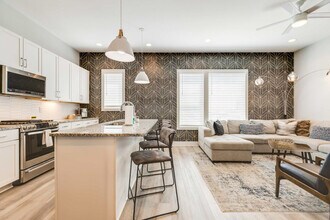 1112 Harmony Way in Nashville, TN - Building Photo - Building Photo