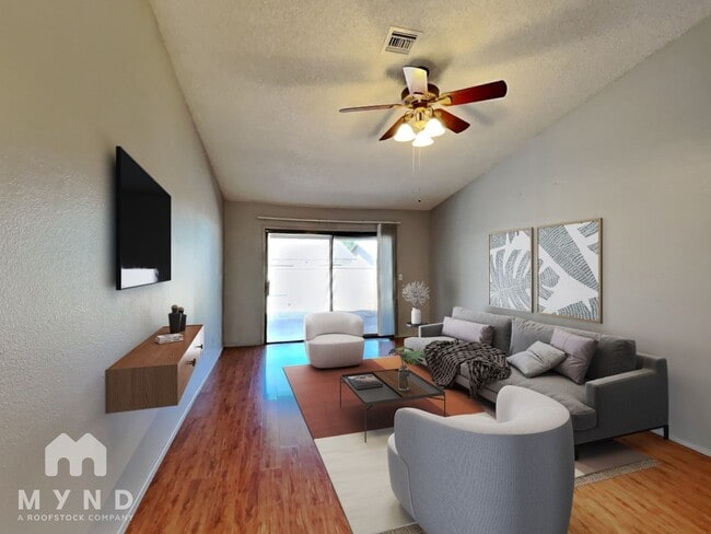 property at 213 N Jacs Pl