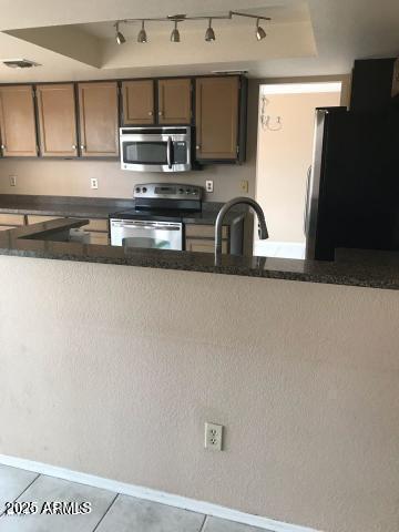 property at 506 W Dennis Ct