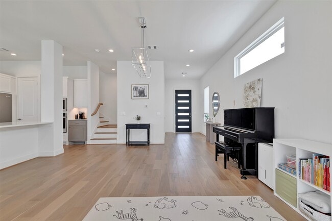 property at 8706 Ojeman Crk Ln