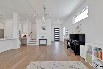 8706 Ojeman Crk Ln in Houston, TX - Building Photo - Building Photo