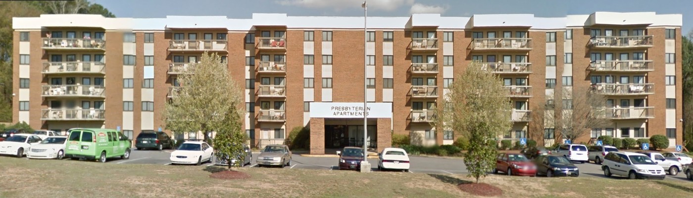 Presbyterian Apartments I & II in Northport, AL - Foto de edificio