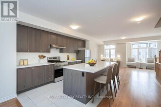 3 Petch Ave in Caledon, ON - Building Photo - Building Photo