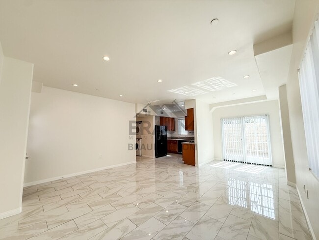 1423 Franklin St, Unit 1