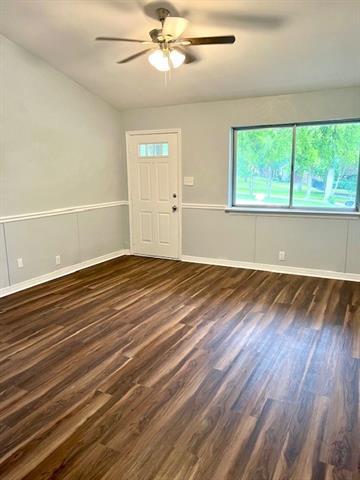 302 Lakewood Dr in Waxahachie, TX - Building Photo - Building Photo