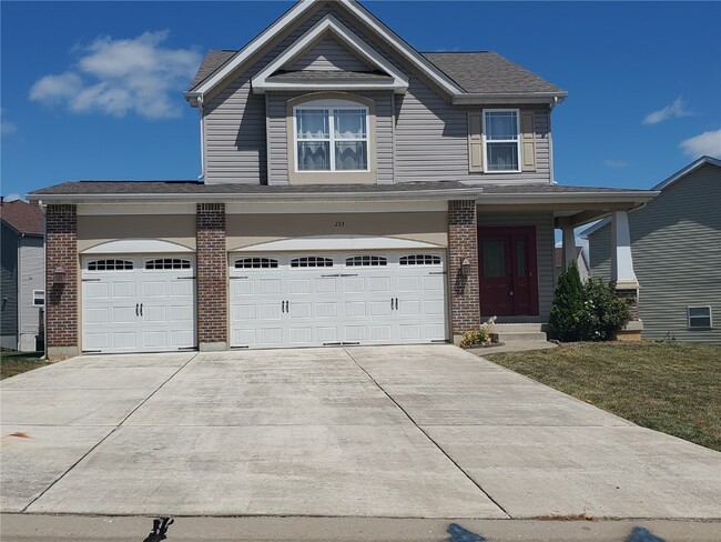 property at 233 Sunset Villa Cir