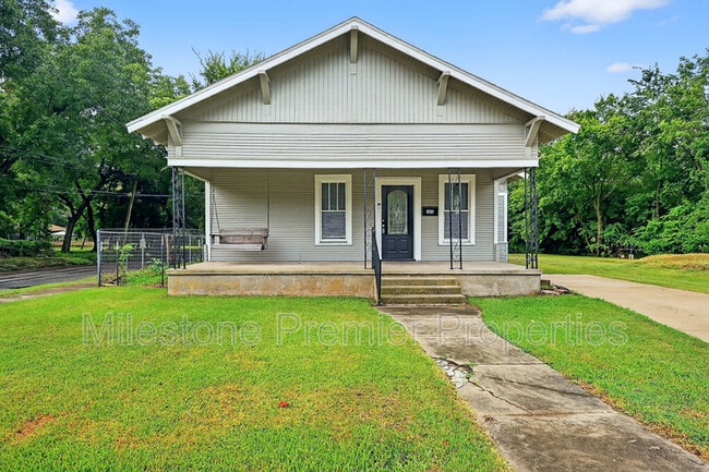 property at 300 W Moore St