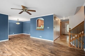 234 S Cedarcrest Dr in Schaumburg, IL - Building Photo - Building Photo