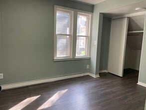 1128 Elmwood Ave in Oshkosh, WI - Building Photo - Building Photo