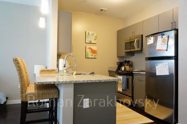 40 Bonair St, Unit 6 in Somerville, MA - Foto de edificio - Building Photo