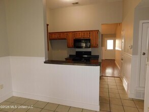 5539 Bradley Dr in Southaven, MS - Foto de edificio - Building Photo