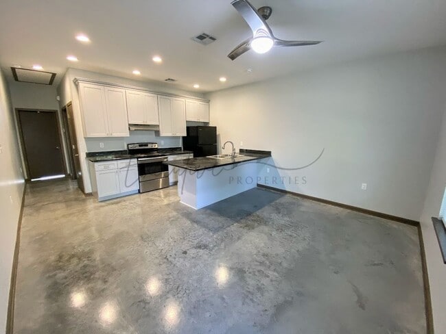 144 Arlington Dr in Lake Charles, LA - Building Photo - Building Photo