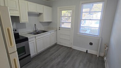 3232 Brookwood Ct in Columbia, SC - Building Photo - Building Photo