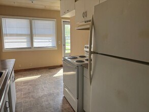 6101 E Harry St in Wichita, KS - Building Photo - Building Photo