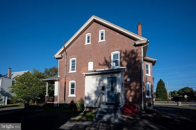 property at 14 Market St