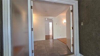 1831 Parnell Ave-Unit -5 in Los Angeles, CA - Building Photo - Building Photo