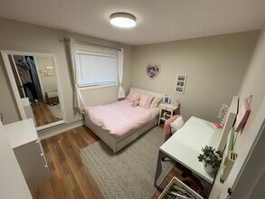 217 Collingwood St in Kingston, ON - Building Photo - Building Photo