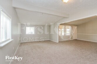 1860 Alton St in Beech Grove, IN - Foto de edificio - Building Photo