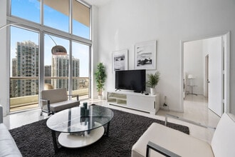 485 Brickell Ave, Unit SI ID1520365P in Miami, FL - Building Photo - Building Photo
