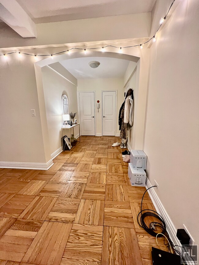 EAST 56 STREET, Unit 5F in New York, NY - Building Photo - Building Photo