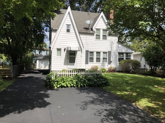property at 12921 Chippewa Rd