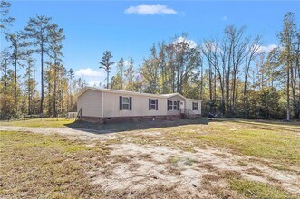 7096 Monarch Dr in Linden, NC - Building Photo - Building Photo