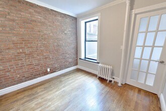 234 Mott St in New York, NY - Building Photo - Building Photo