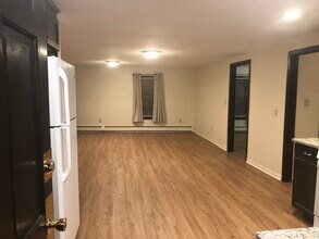 7 Grandview Rd, Unit 7 in Fairfield, CT - Building Photo - Building Photo