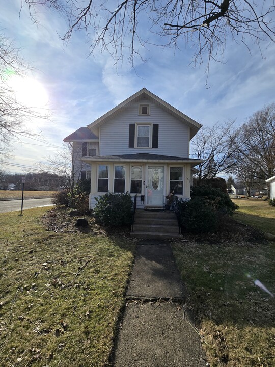 167 23rd St SE in Massillon, OH - Building Photo