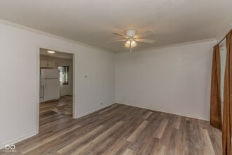 504 Mooreland Dr in Whiteland, IN - Building Photo - Building Photo