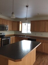 6701 W Sunset Ave in Wasilla, AK - Building Photo - Building Photo