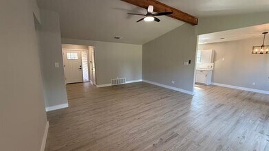 111 Iberis Ct in Arlington, TX - Building Photo - Building Photo