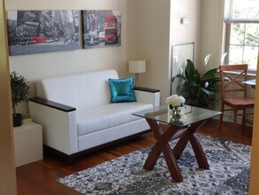3446 Connecticut Ave NW in Washington, DC - Building Photo - Building Photo