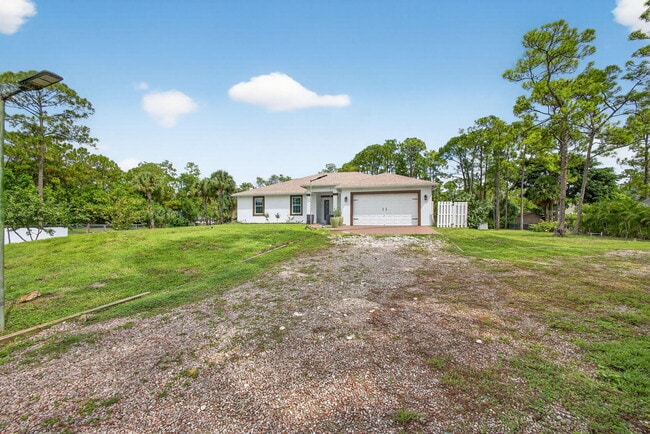 16215 83rd Pl N in The Acreage, FL - Building Photo - Building Photo
