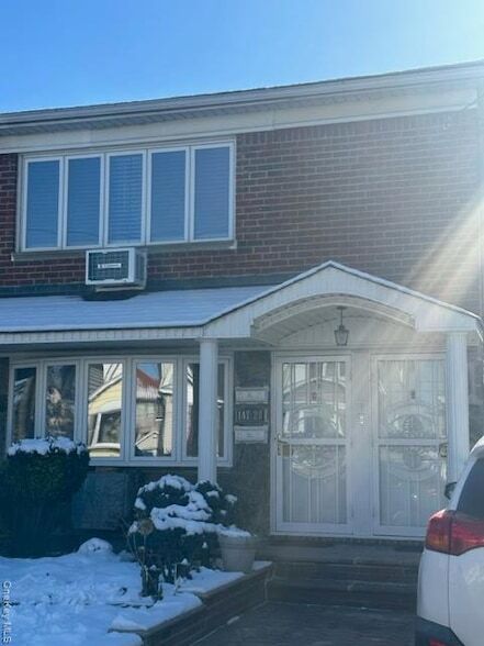 147-28 22nd Ave in Queens, NY - Foto de edificio