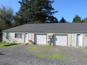 18531 Old Mehama Rd SE in Stayton, OR - Building Photo - Building Photo