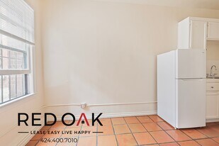 832 S Oxford Ave in Los Angeles, CA - Building Photo