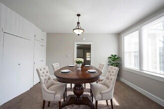 411 S East St in Lebanon, IN - Foto de edificio - Building Photo