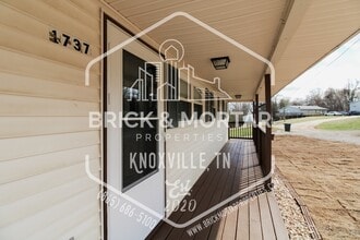 1737 Lively Rd in Maryville, TN - Building Photo - Building Photo