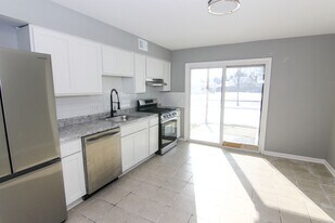 4306 Norman Dr SE in Grand Rapids, MI - Building Photo