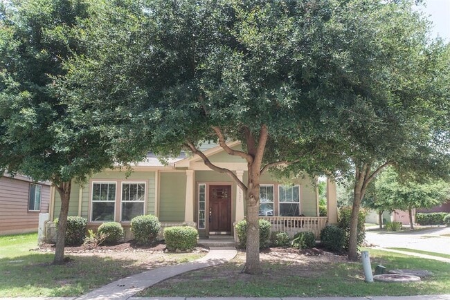 property at 1521 Huckleberry Ln