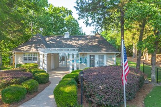 Briarwood Apartments in Fort Payne, AL - Building Photo - Building Photo