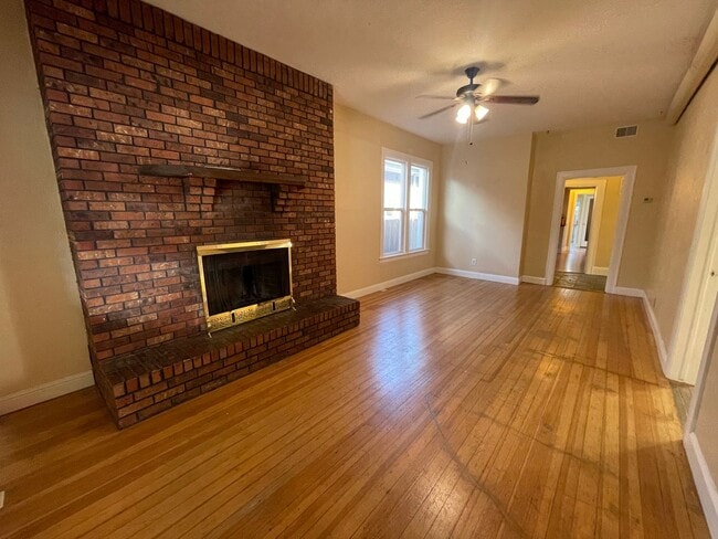 property at 86 Lincoln St