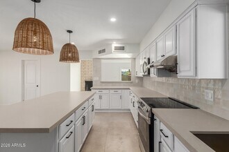 1103 E Palmcroft Dr in Tempe, AZ - Building Photo - Building Photo