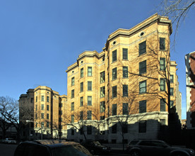 Commodore in Chicago, IL - Foto de edificio - Building Photo